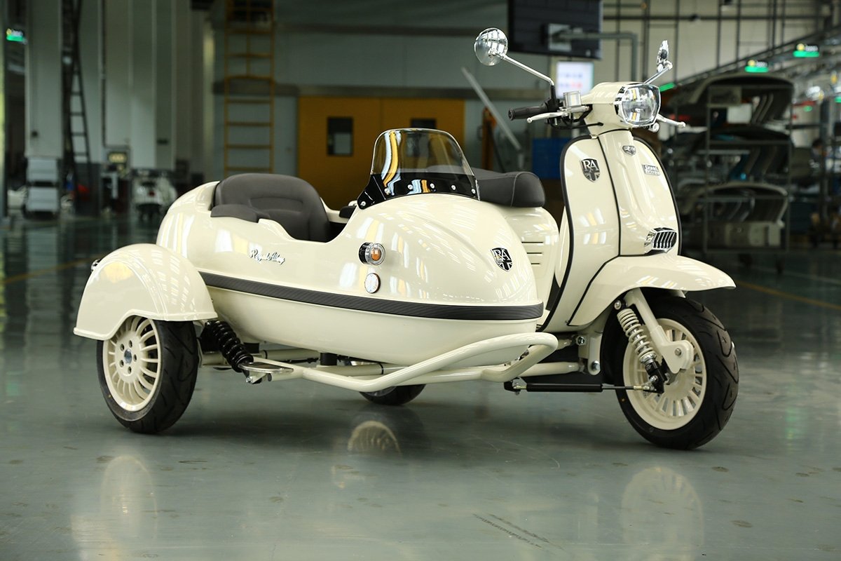 Royal Alloy GP350 med sidovag...