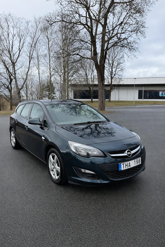 Opel Astra Sports Tourer 1.4 ...