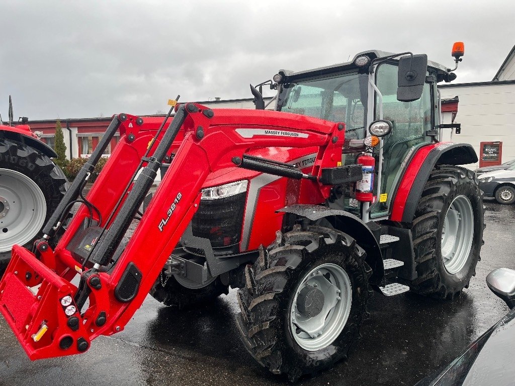 Massey Ferguson 5M.95 DYNA-4 ...