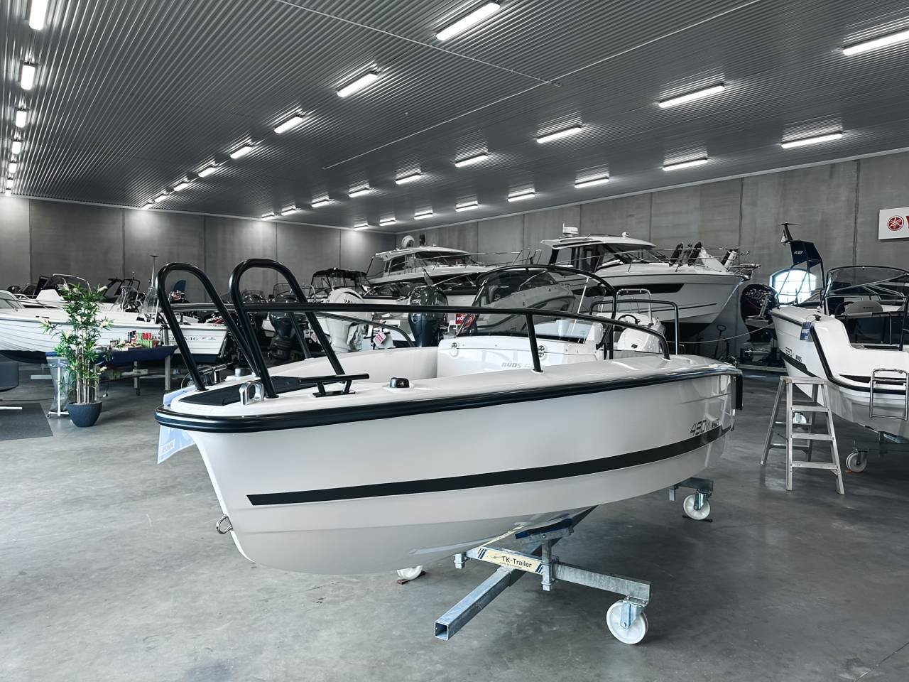 Ryds 490 VI Sport - Yamaha F5...