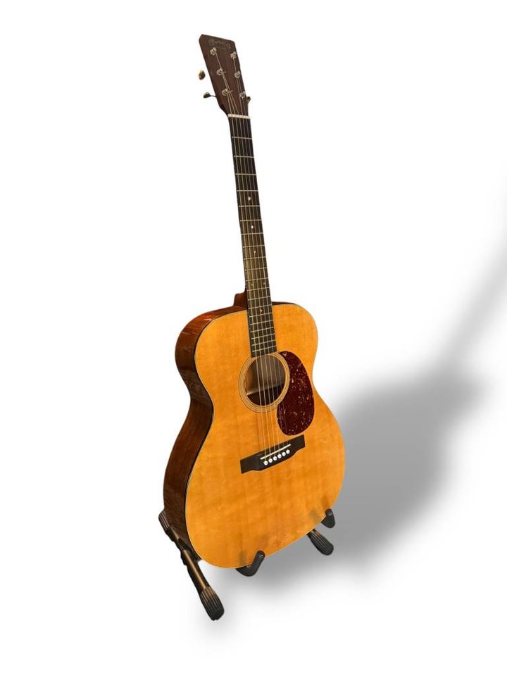 Martin 000-18 2021 reimagined...