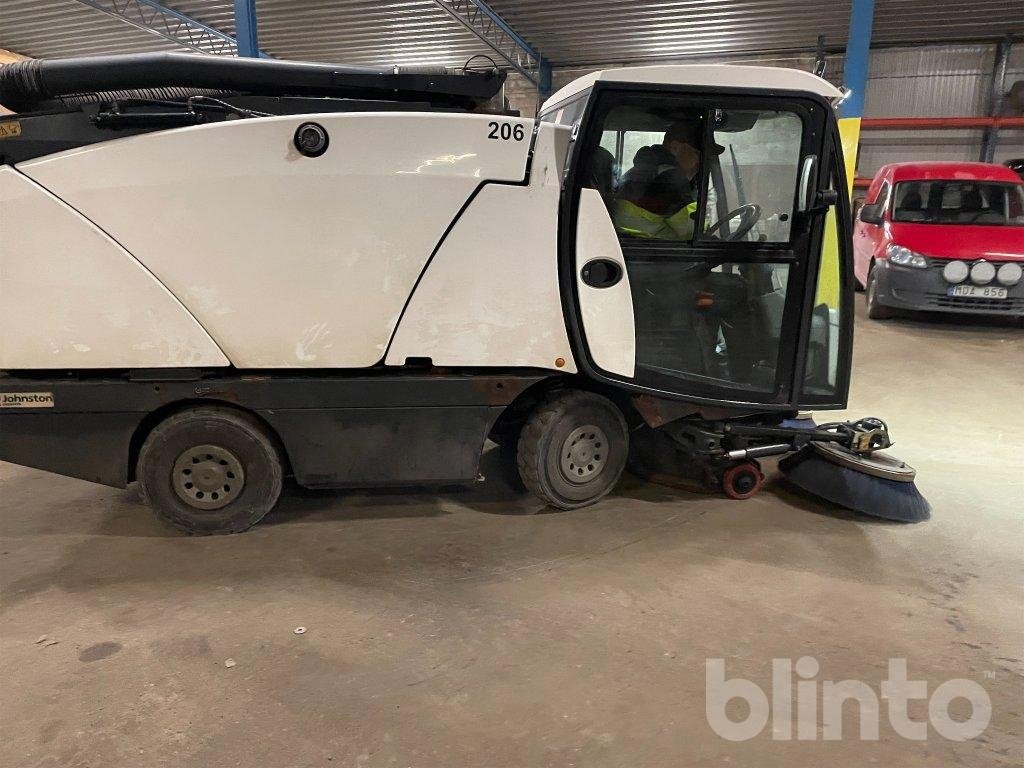 Sopbil Johnston Sweeper