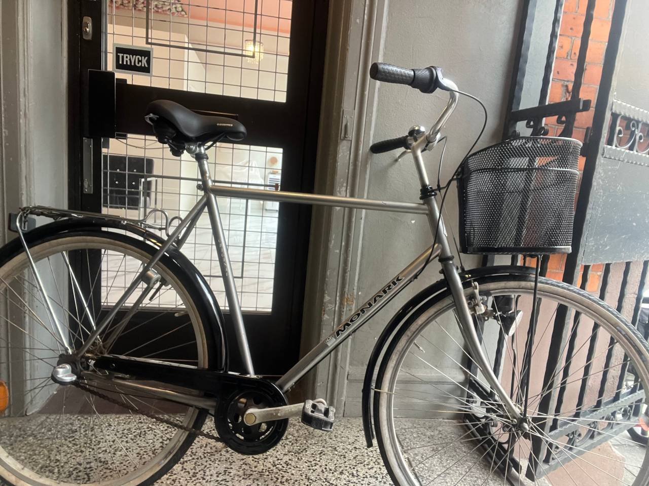 Ny renoverad 28tum 3 växlad m...