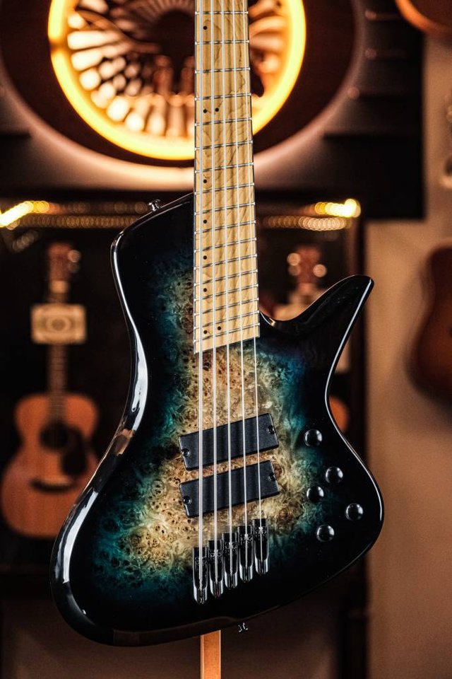 2021 G4M 972 Fanned Fret 5-St...