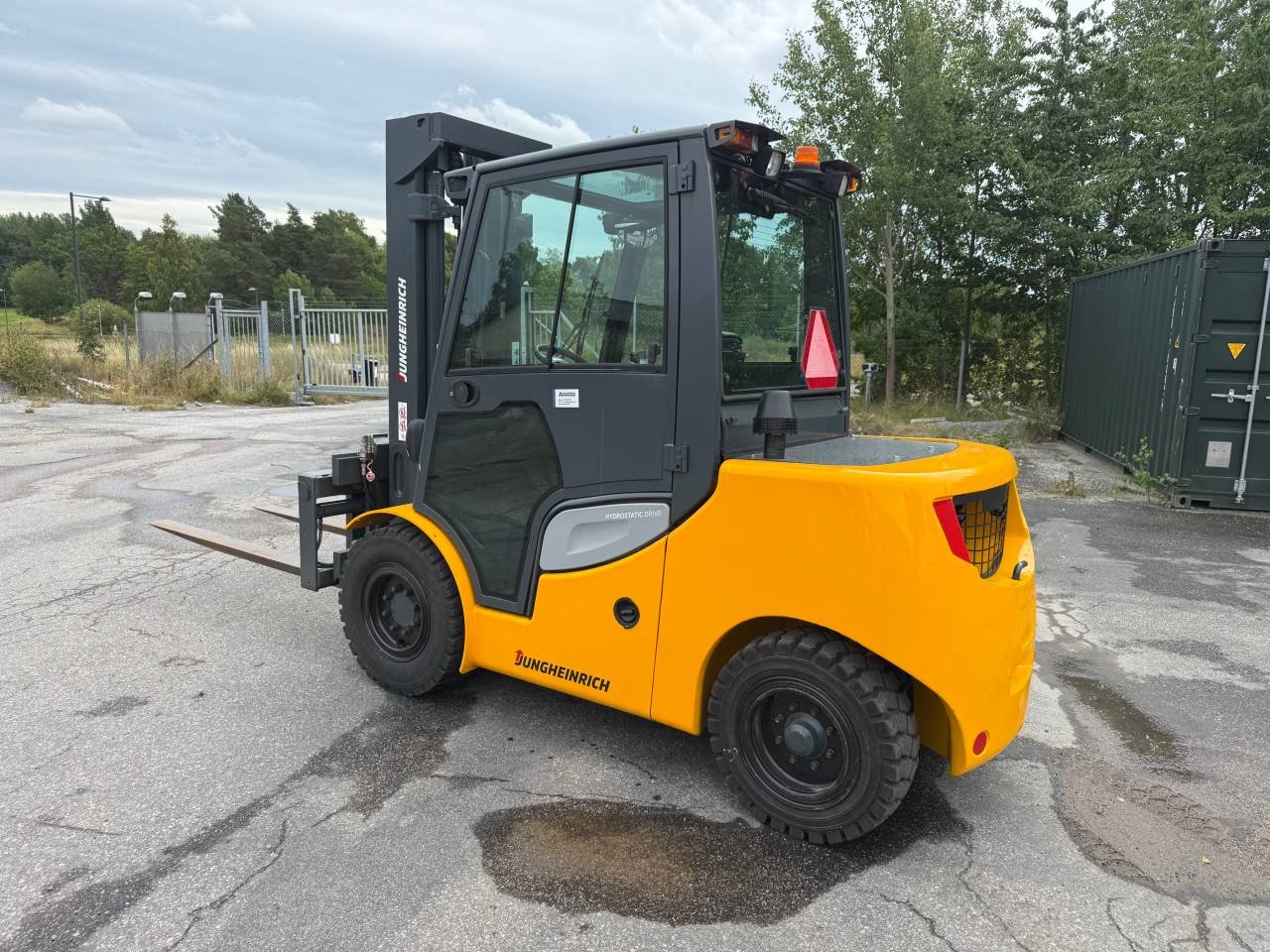 Jungheinrich DFG550s — 2012 —...