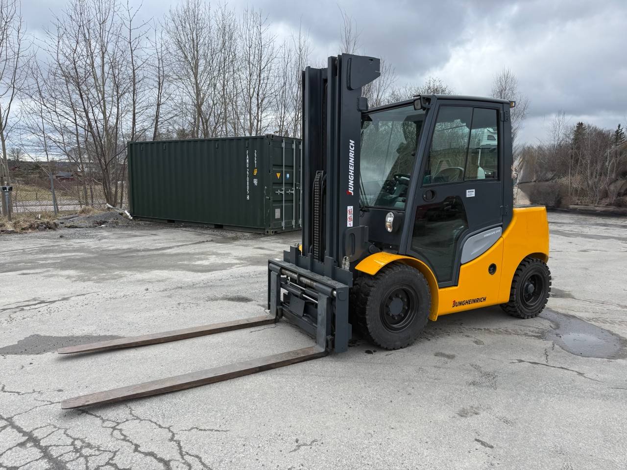 Jungheinrich DFG550s — 2012 —...