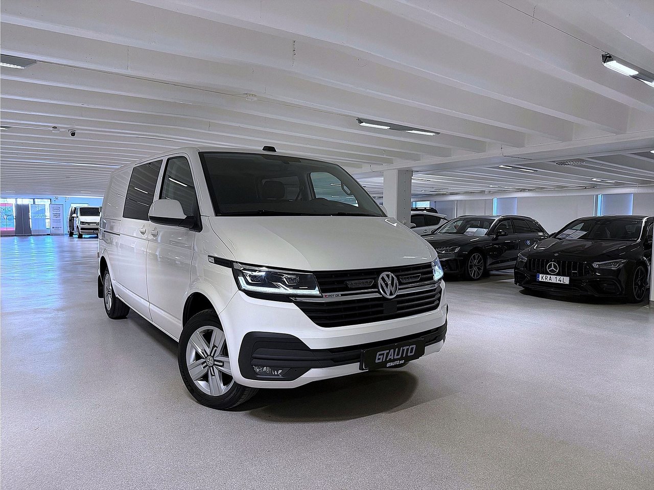 Volkswagen Transporter Kombi ...