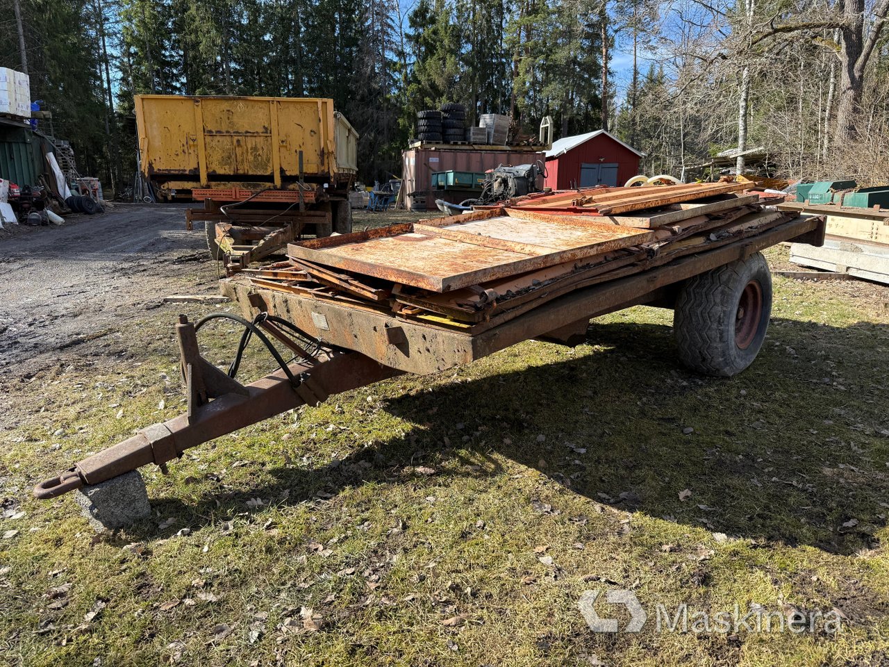 Traktorkärra med tipp