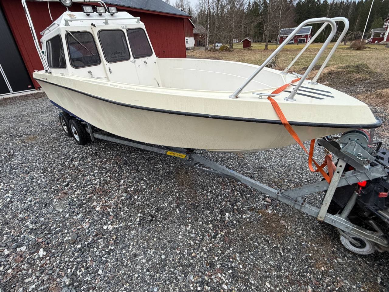 Hyttbåt TG Sportfisher 19 Yam...