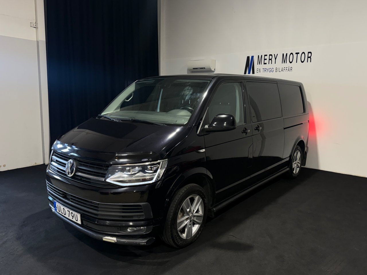 Volkswagen Transporter Kombi ...
