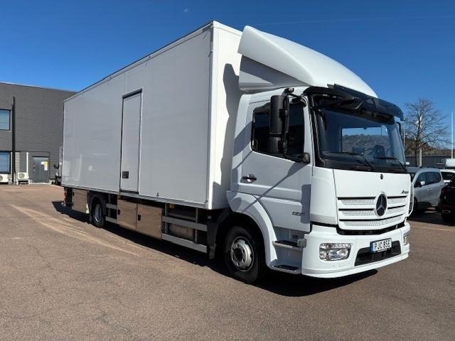 Mercedes-Benz Atego1221 Med f...