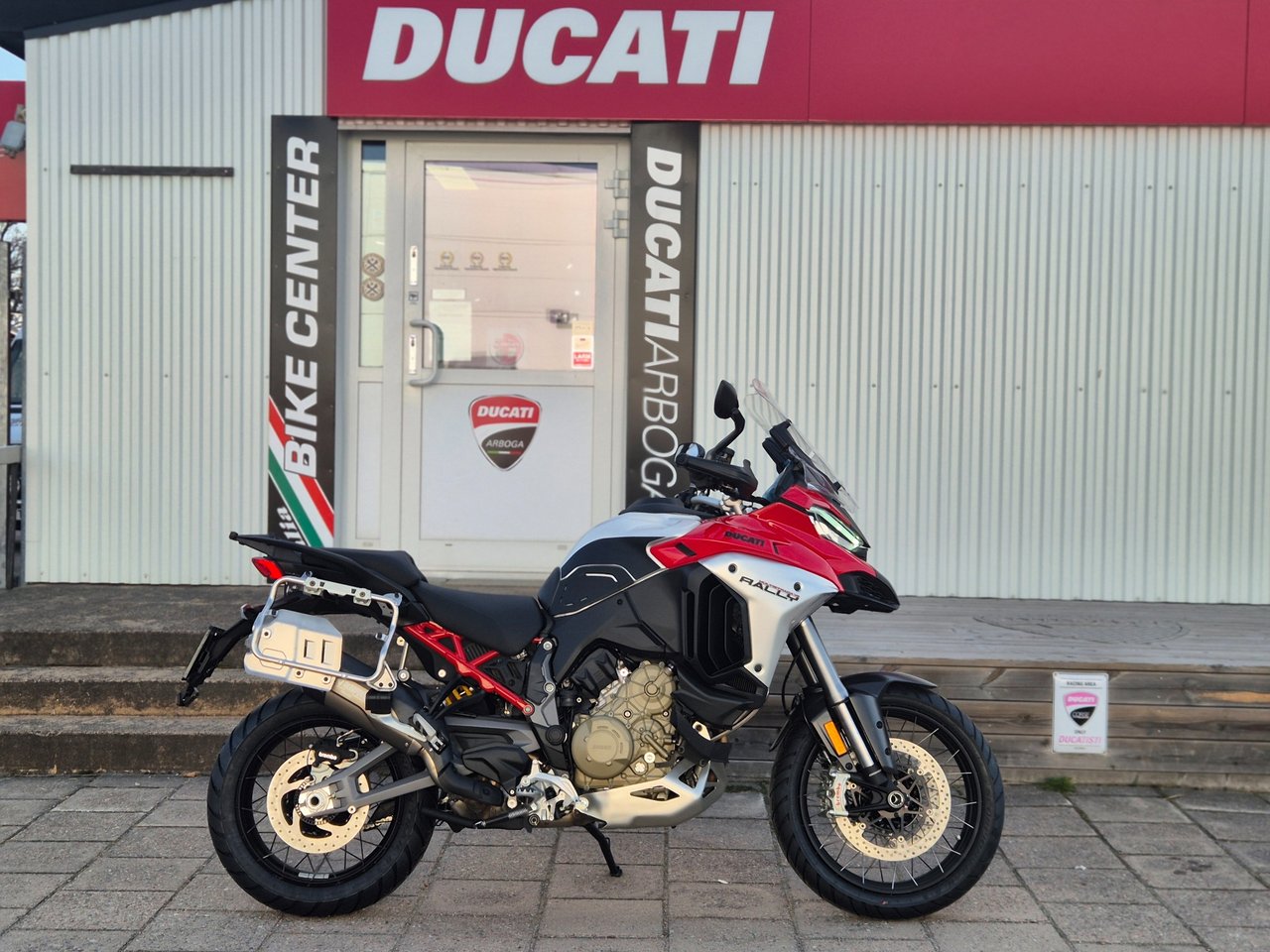 Ducati Multistrada V4 Rally R...
