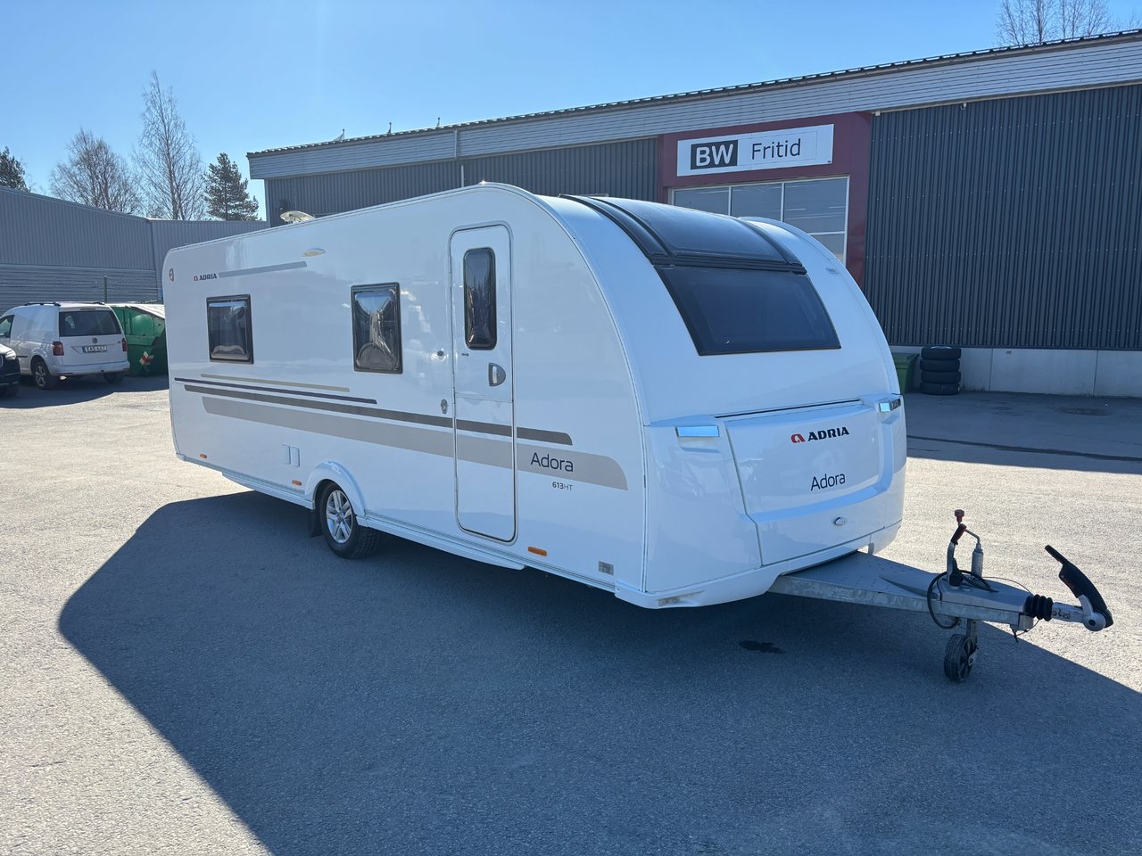 Adria Adora 613HT Långbäddar ...