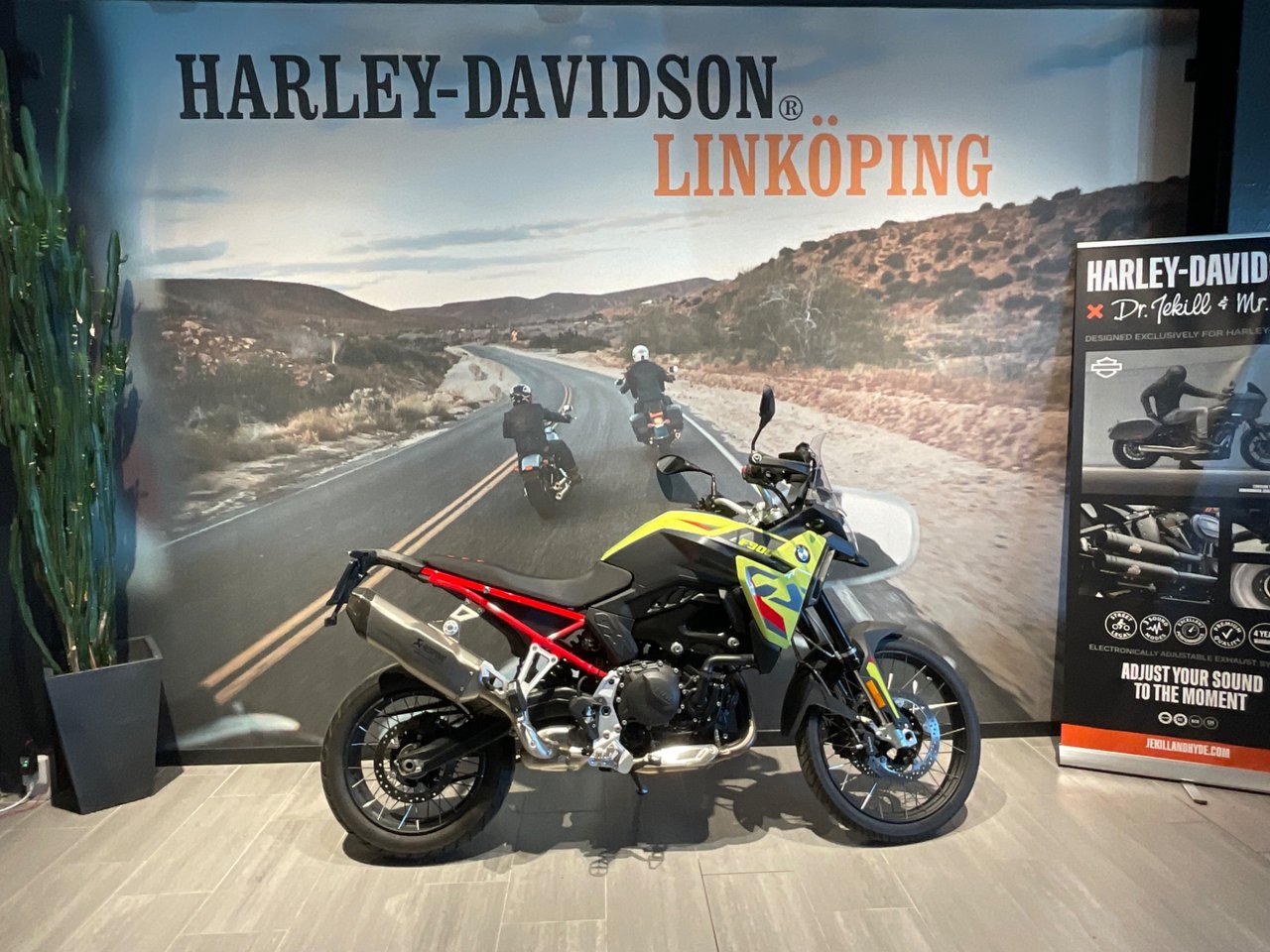 BMW F 900 GS Vi löser transpo...