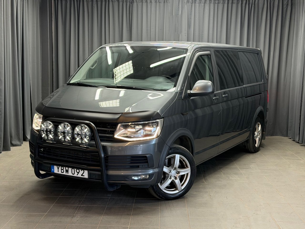 Volkswagen Transporter Kombi ...