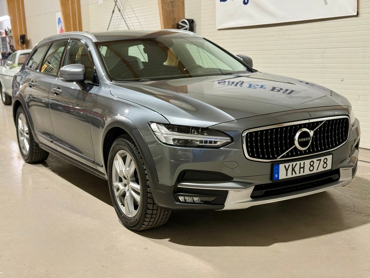 Volvo V90 Cross Country D4 AW...