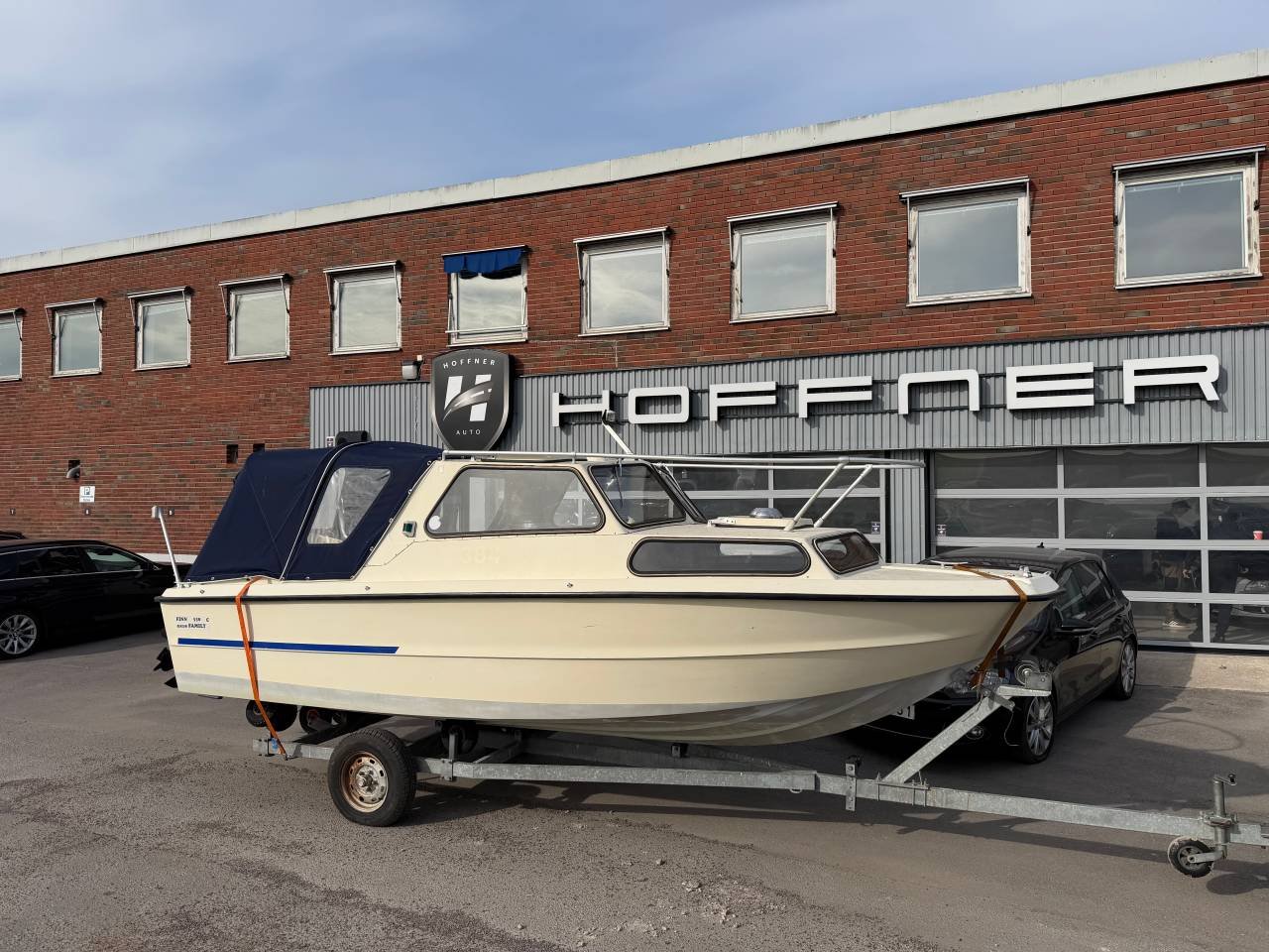 Finn Family 550 Cabin + Suzuk...