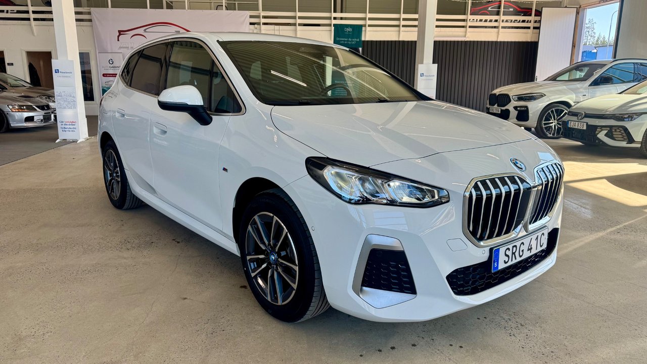 BMW 225e xDrive Active Tourer...