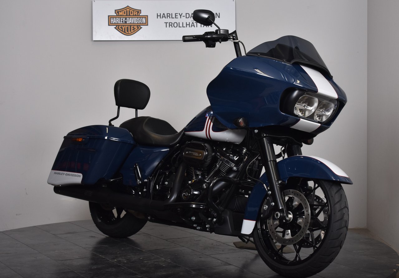 Harley-Davidson Road Glide Sp...