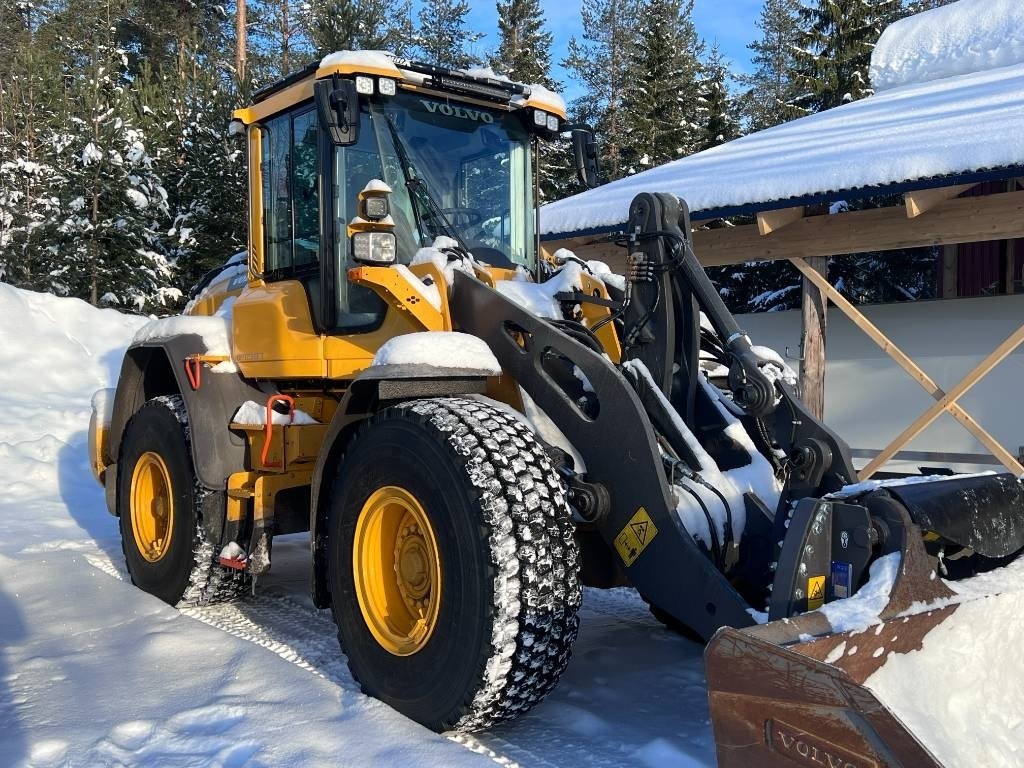 Volvo L90H 96 timmar Skevfäst...