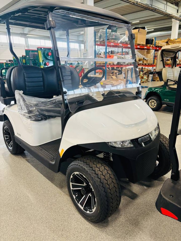 NY EzGo 4-sits Elite 2 + 2 Fr...