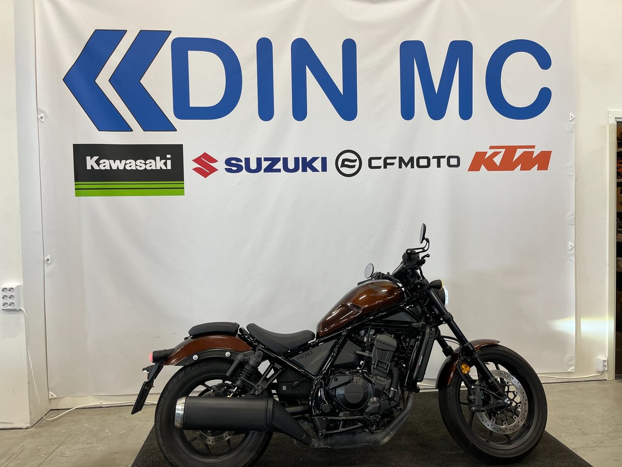 Honda CMX1100 Rebel