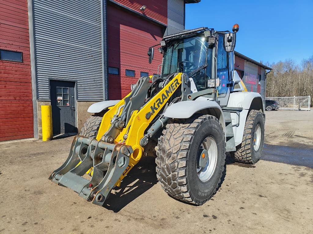 Kramer 8180 -2022 på 2250 timmar