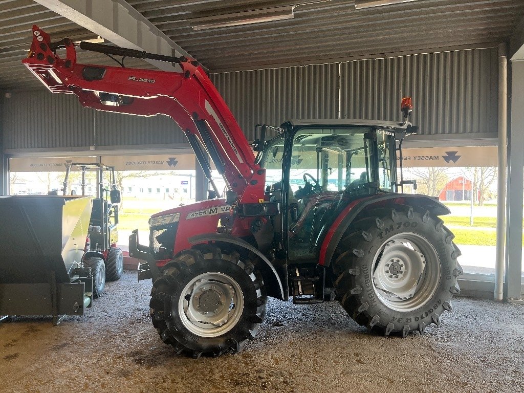 Massey Ferguson 4708M ESSENTIAL