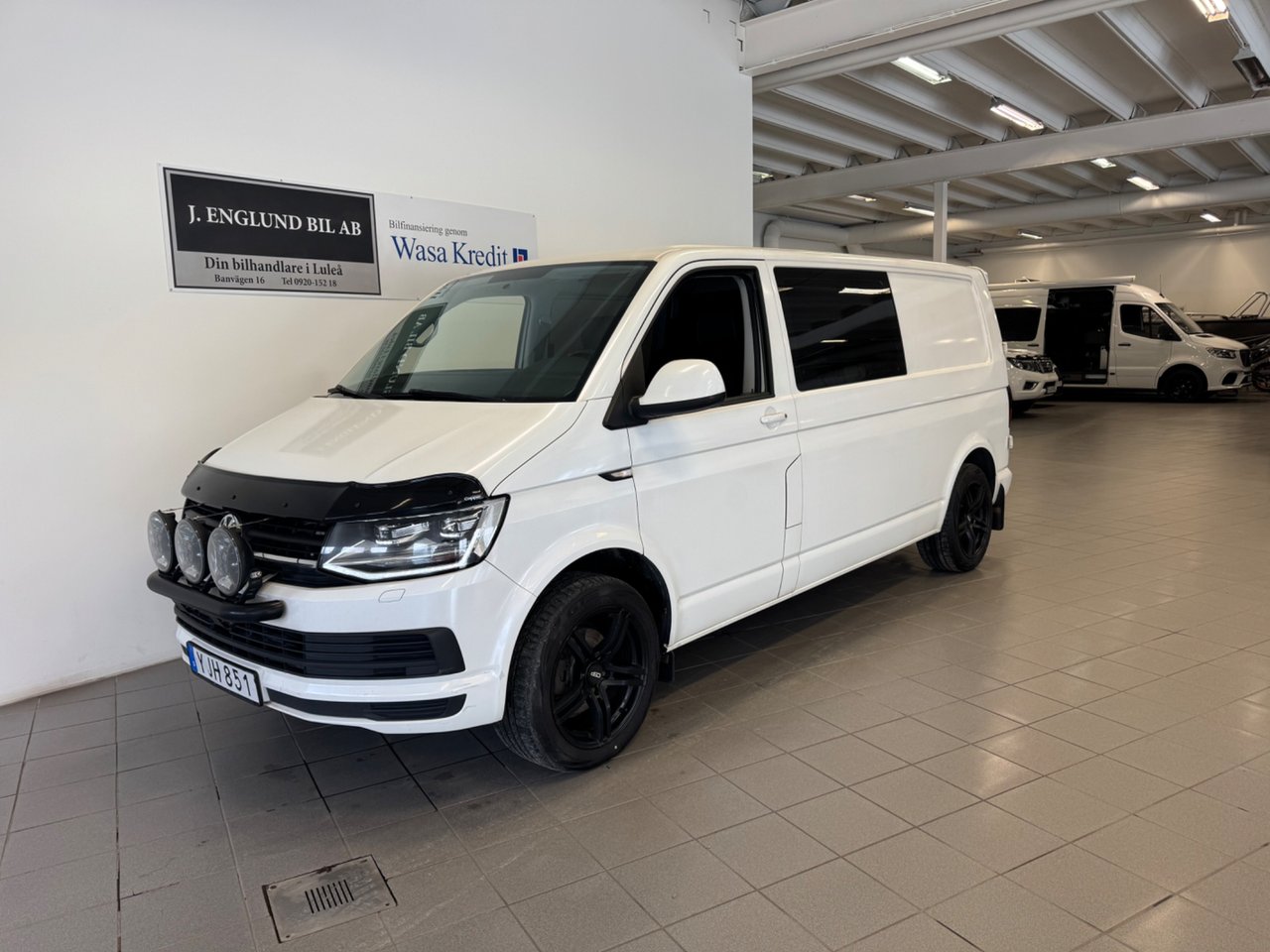 Volkswagen Transporter Kombi ...