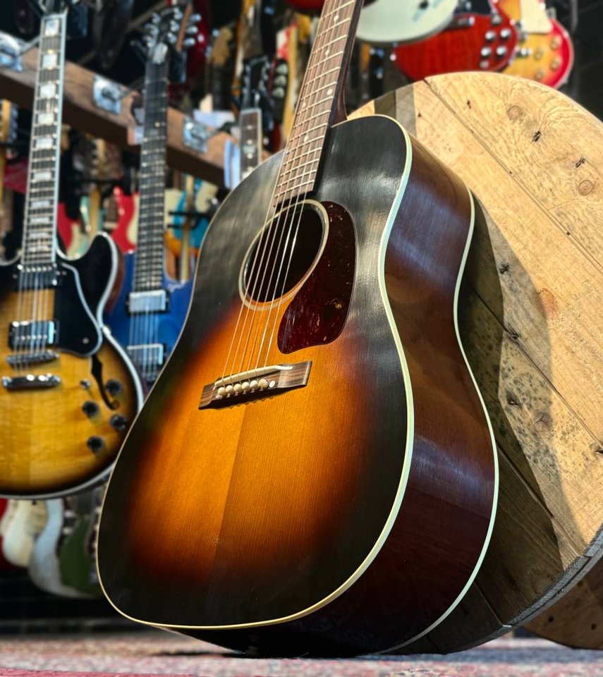 Gibson Custom Shop 1942 Banne...