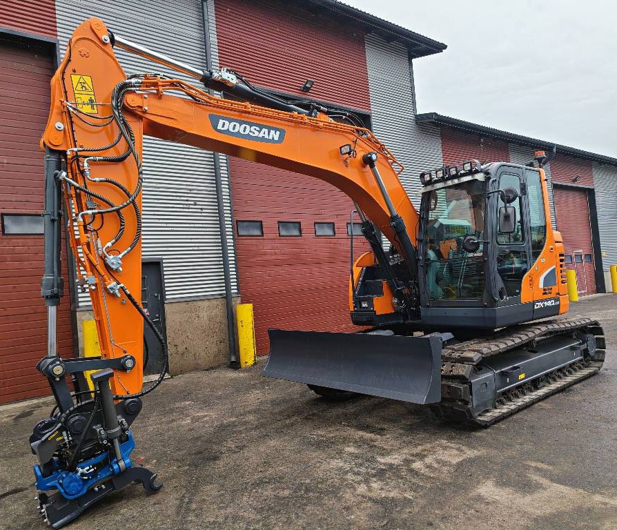 Doosan DX 140 LCR-5 endast 90...