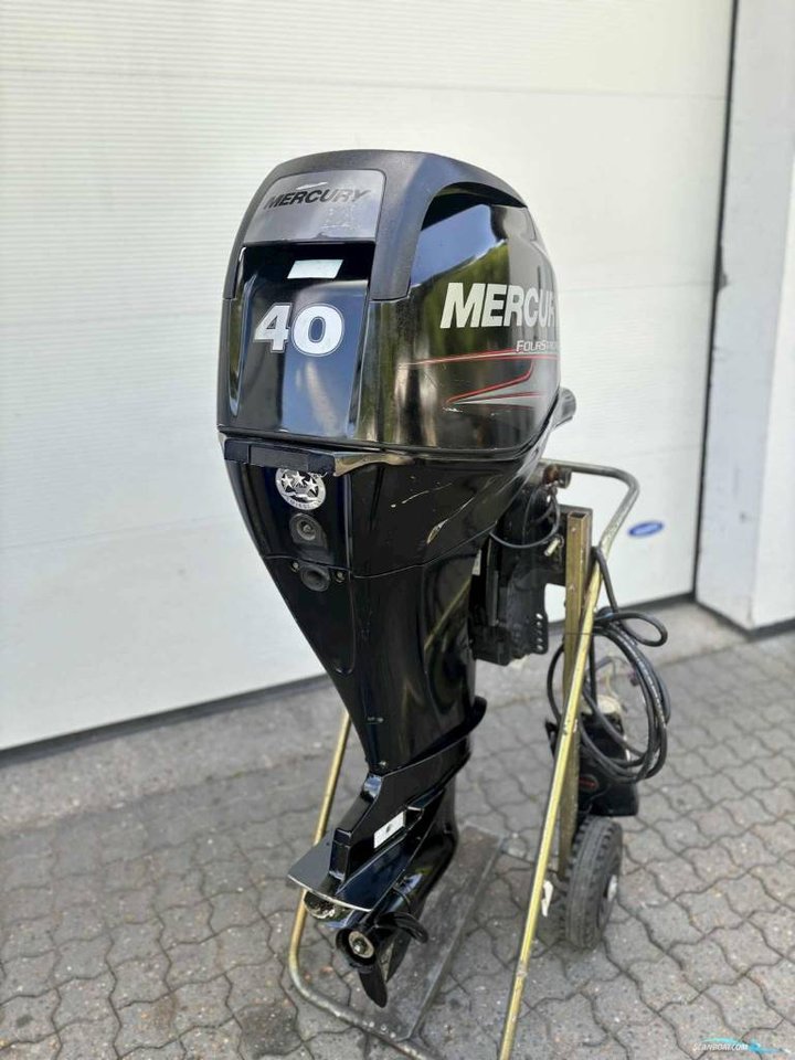Mercury F40EPT EFI – Utombordare