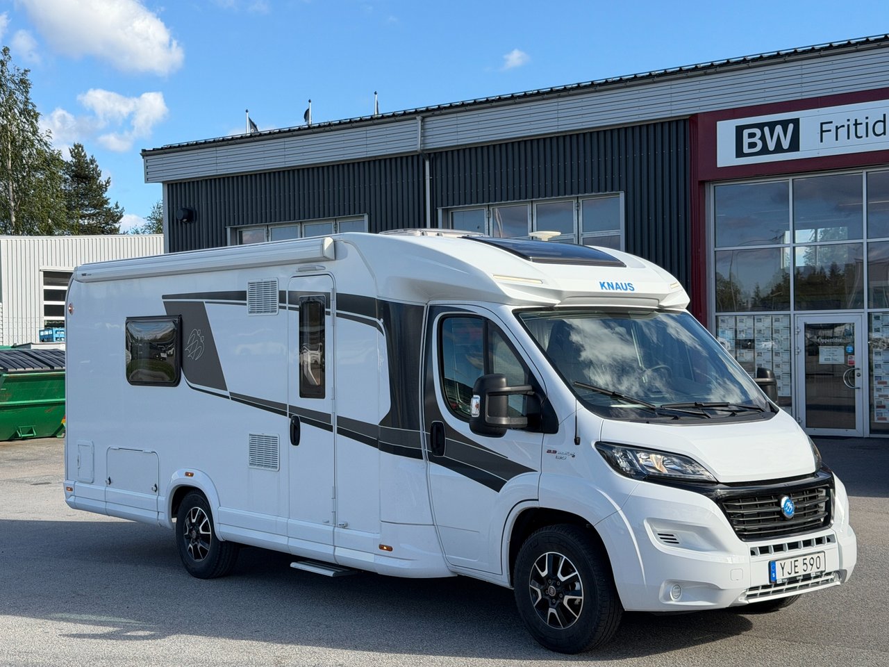 Knaus Sky Ti Scandinavian sel...