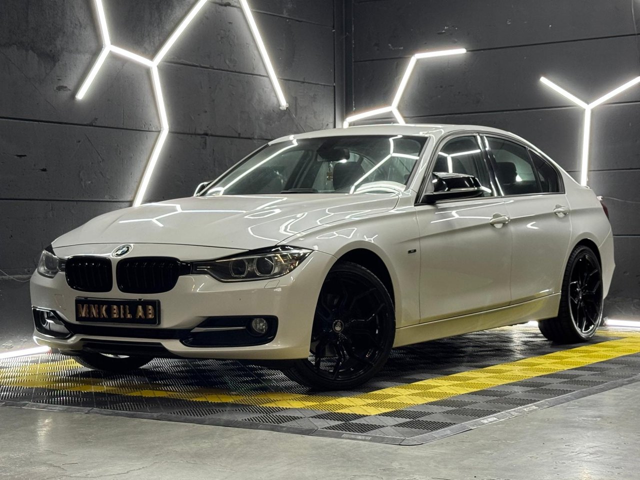 BMW 320D Sedan Steptronic Spo...
