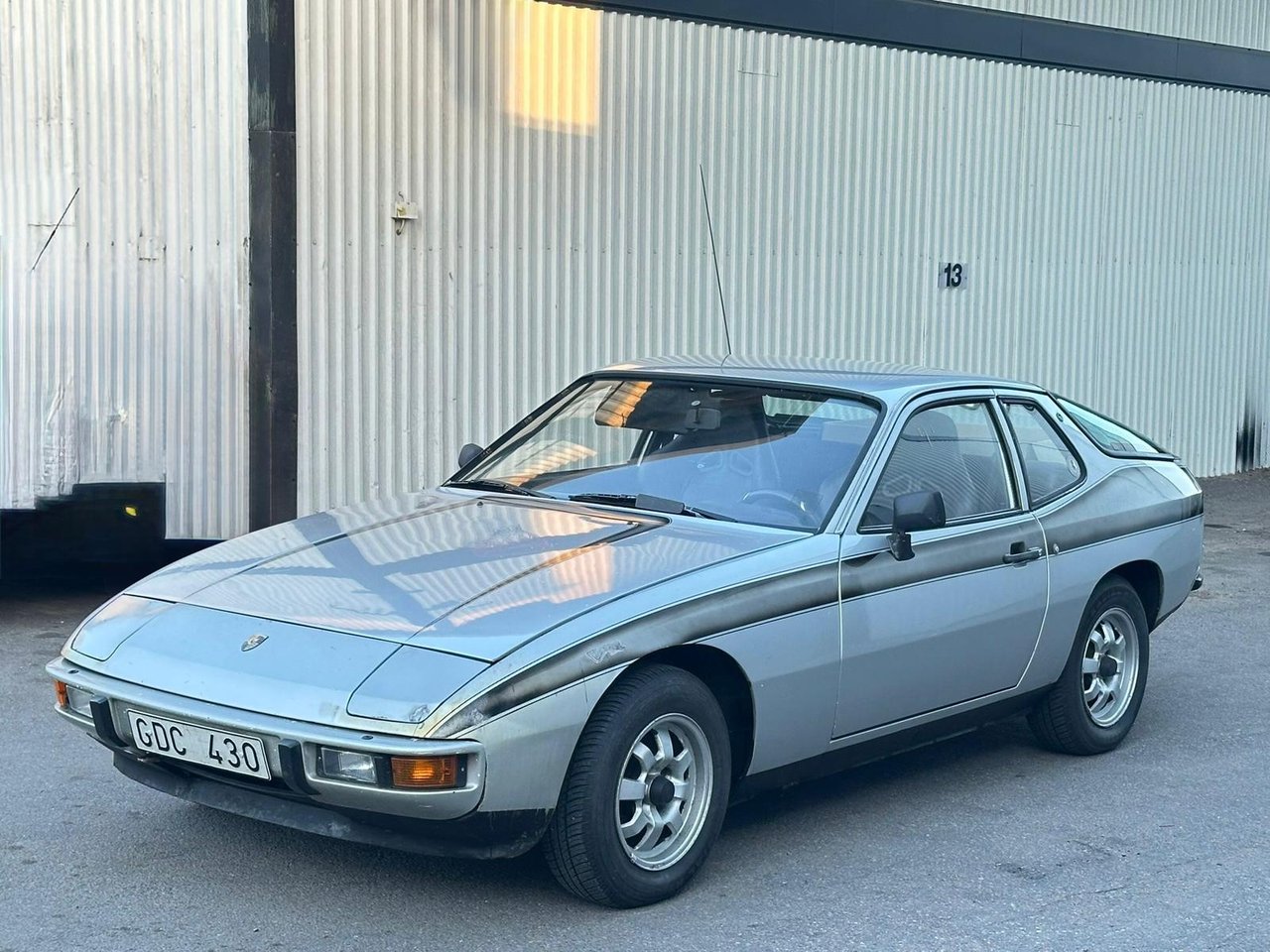 Porsche 924 5växlad Manuell 1...
