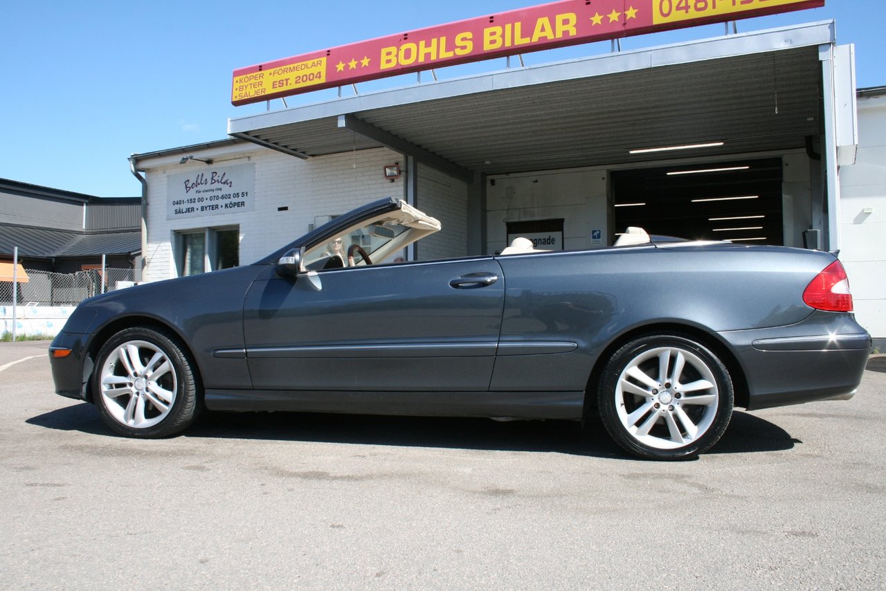 Mercedes-Benz CLK 350 Cabriol...