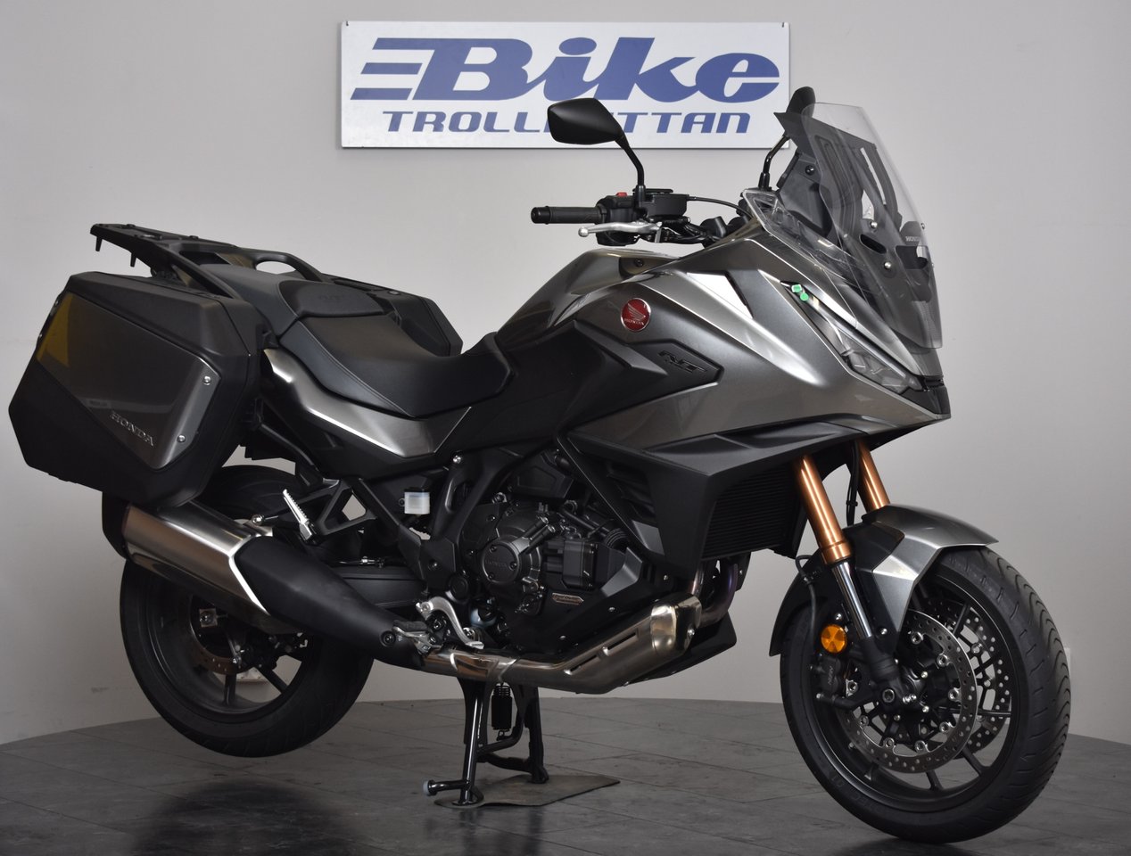 Honda NT1100DE RULLAT ENADAST...