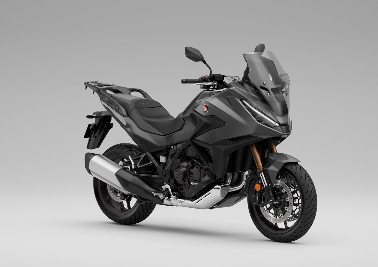 Honda NT1100DE HONDA NT1100DE...