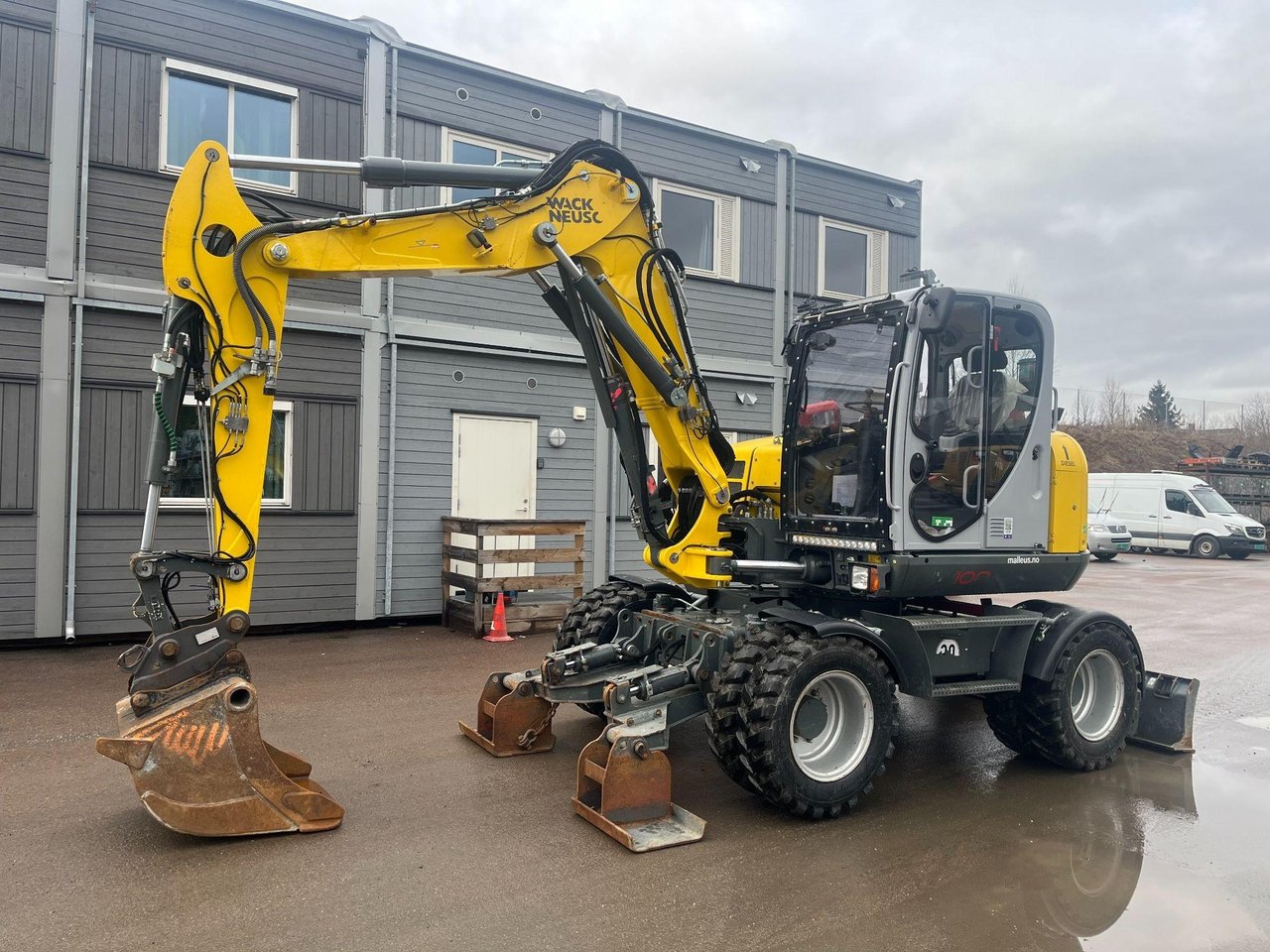 Wacker Neuson  EW100