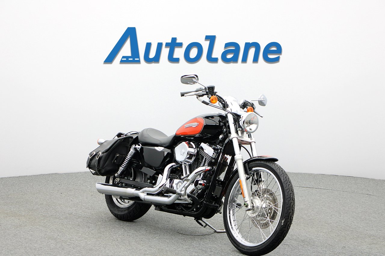 Harley-Davidson XL1200 *Pytho...