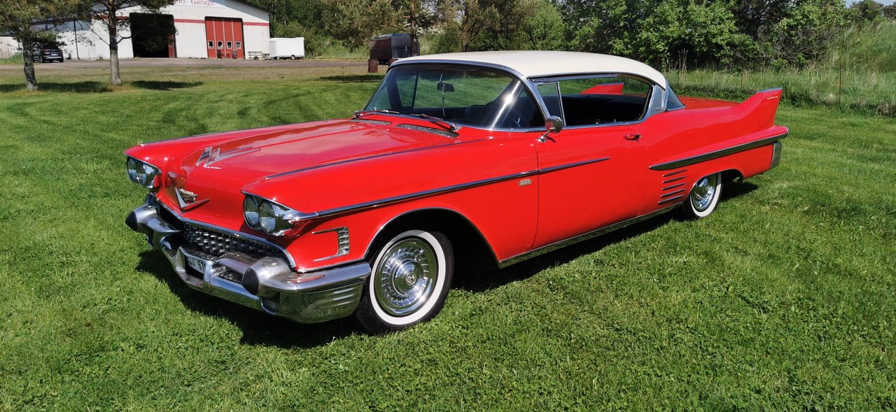 Cadillac Coupe de Ville