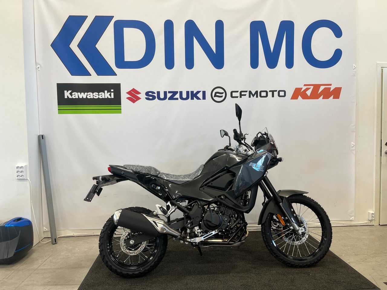 Kawasaki KLE 500 "Fabriksny h...