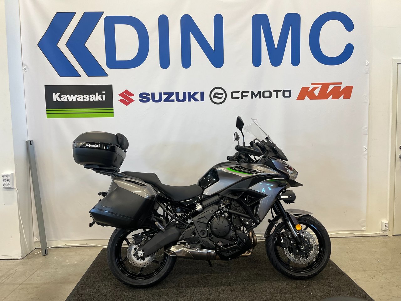 Kawasaki VERSYS 650 Grand Tou...