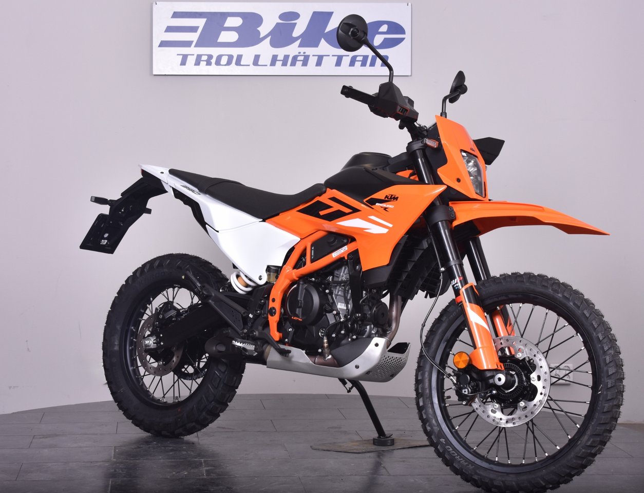 KTM 390 ENDURO R Spara 7000kr...