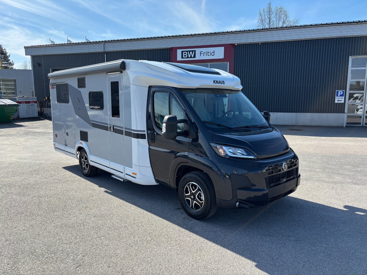 Knaus L!VE TI 650 MEG BLACK S...