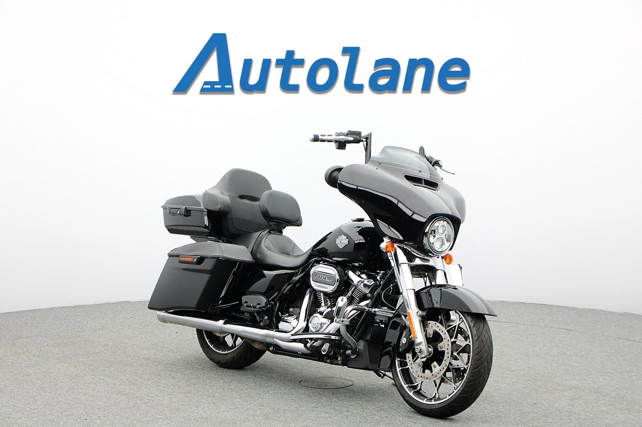 Harley-Davidson Street Glide ...