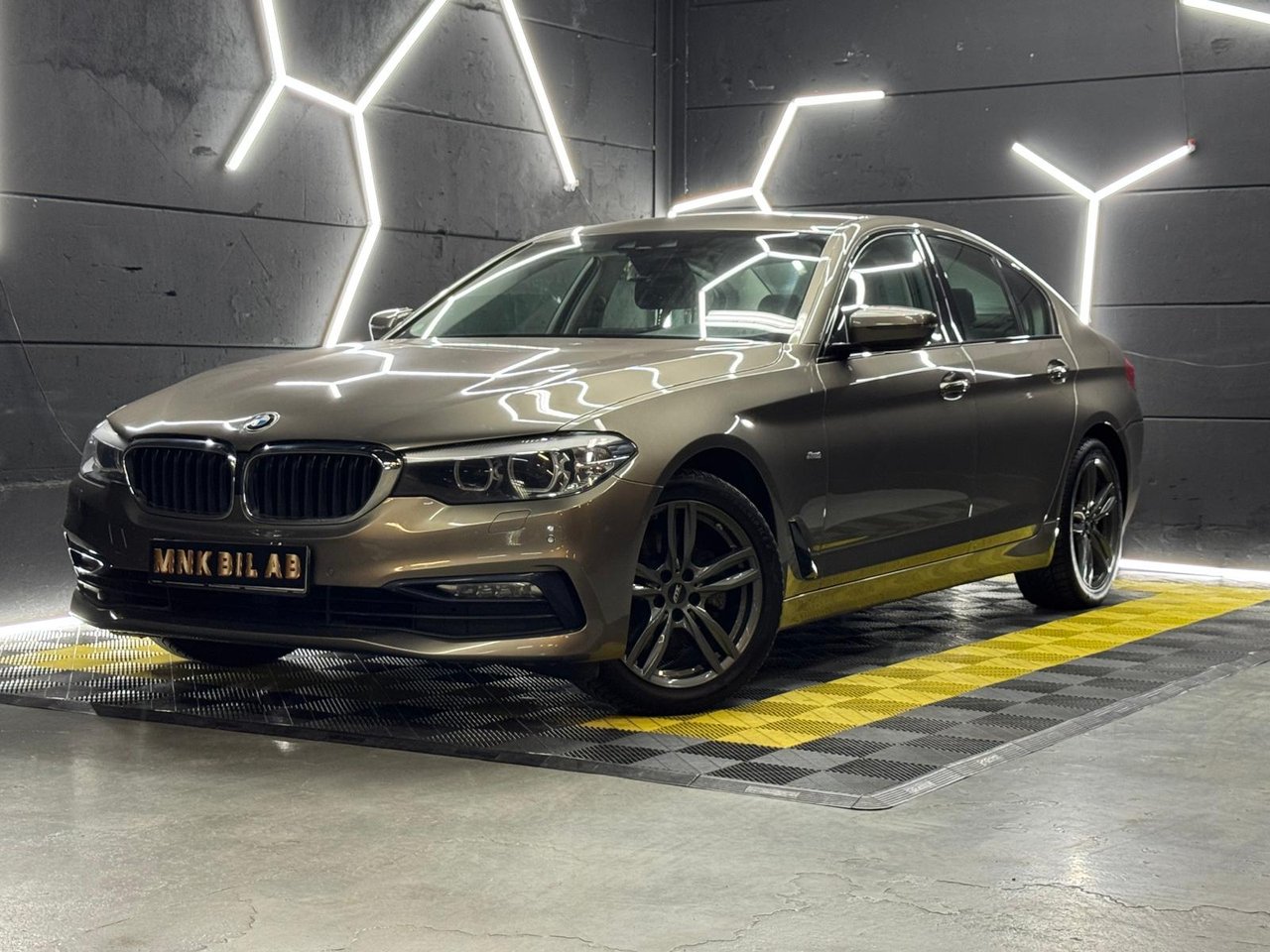 BMW 520d Sedan Steptronic Spo...