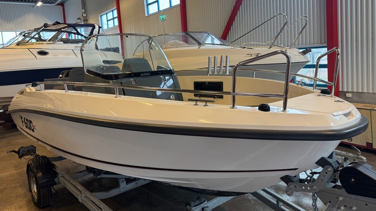 Flipper 600 SC / Mercury F150...