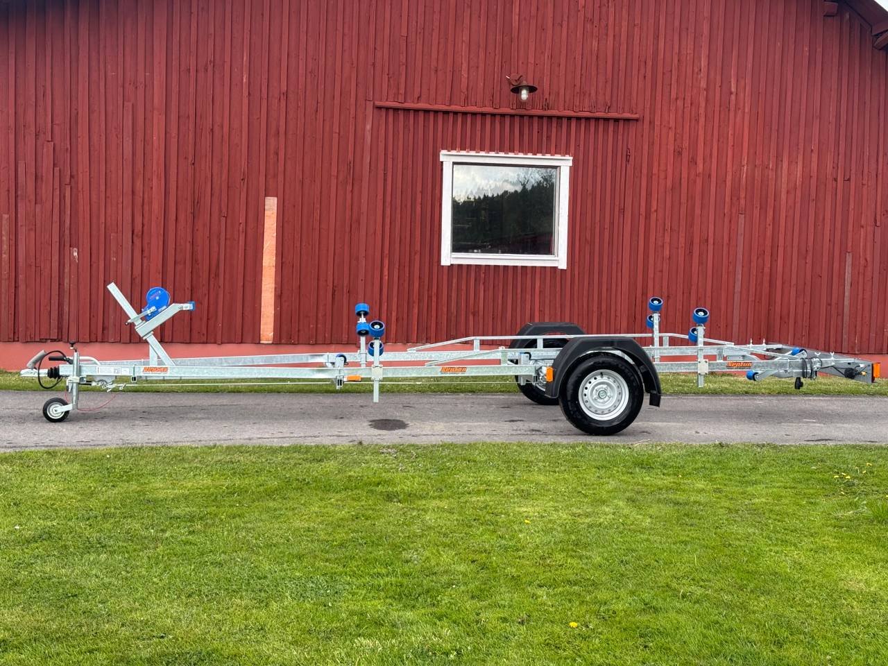 Neptun Navy Båttrailer 1300kg...
