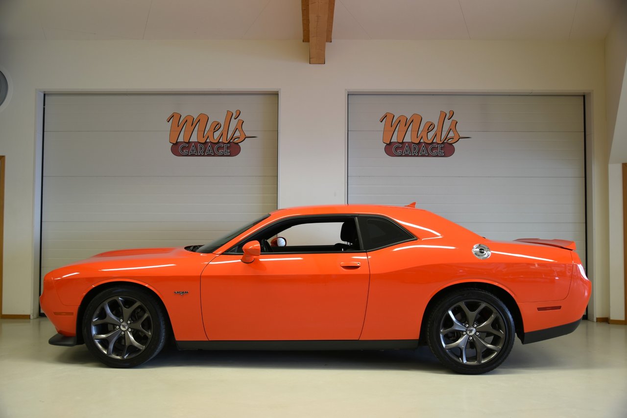 Dodge Challenger R/T V8 Hemi ...